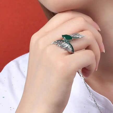 Vintage Green Agate Marquise Cut Feather Ring in Sterling Silver - Image 4