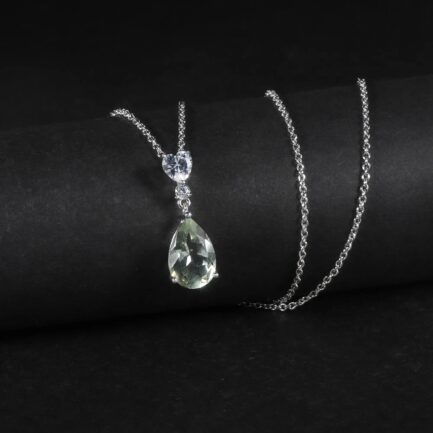 Vintage Green Amethyst Pear Cut Pendants Necklace in Sterling Silver - Image 2