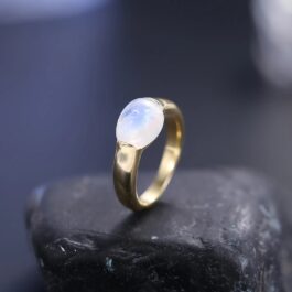 Vintage Moonstone Oval Cut Ring in Sterling Silver