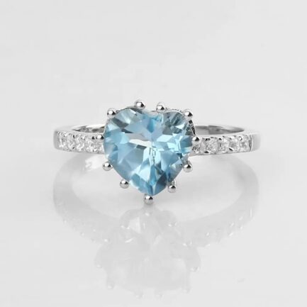 Vintage Topaz Heart Cut Ring in Sterling Silver - Image 2