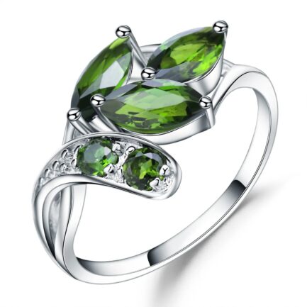 8mm Vintage Chrome Diopside Marquise Cut Ring in Sterling Silver