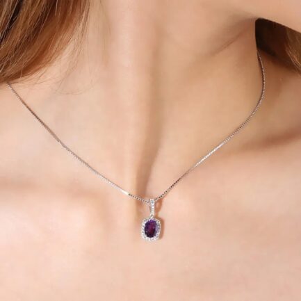 Vintage Amethyst Oval Cut Pendant Necklace in Sterling Silver - Image 3