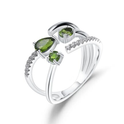 6mm Vintage Chrome Diopside Pear Cut Ring in Sterling Silver