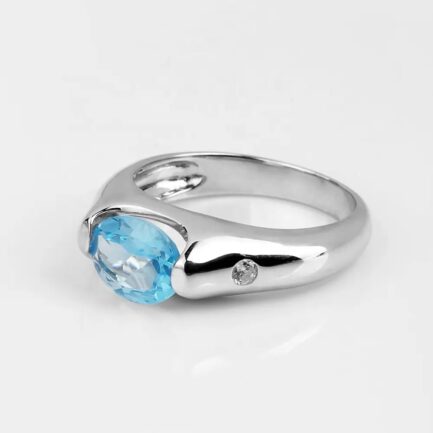 Vintage Topaz Oval Cut Ring in Sterling Silver - Image 2