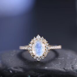 Vintage Moonstone Oval Cut Ring in Sterling Silver