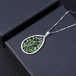 Vintage Chrome Diopside Oval Cut Pendant Necklace in Sterling Silver