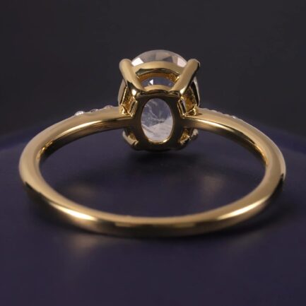 Vintage Moonstone Oval Cut Ring in Sterling Silver - Image 3