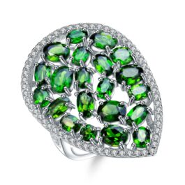 Vintage Chrome Diopside Oval Cut Ring in Sterling Silver