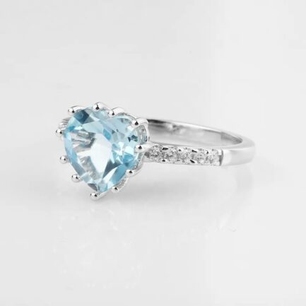 Vintage Topaz Heart Cut Ring in Sterling Silver - Image 3