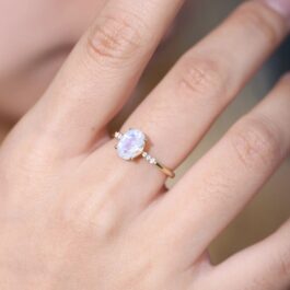 Vintage Moonstone Oval Cut Ring in Sterling Silver