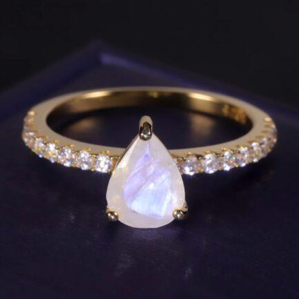 Vintage Moonstone Pear Cut Ring in Sterling Silver - Image 2