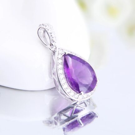 Vintage Amethyst Pear Cut Pendant Necklace in Sterling Silver - Image 5