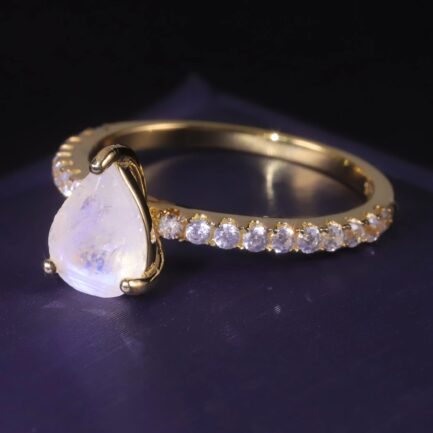 Vintage Moonstone Pear Cut Ring in Sterling Silver - Image 3