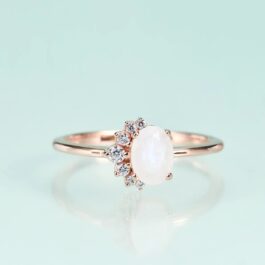 Vintage Moonstone Oval Cut Ring in Sterling Silver