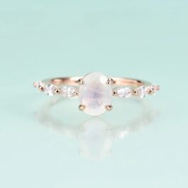 8mm Vintage Moonstone Oval Cut Ring in Sterling Silver