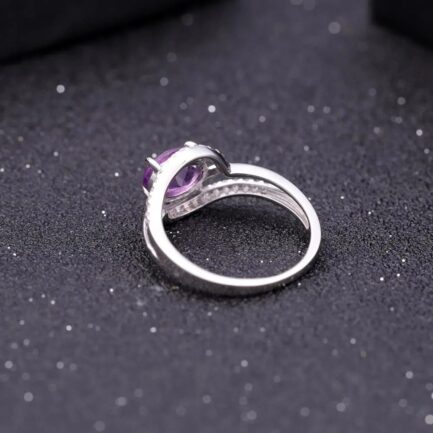 8mm Vintage Amethyst Oval Cut Ring in Sterling Silver - Image 2