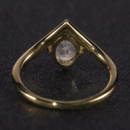 Vintage Moonstone Oval Cut Ring in Sterling Silver - Image 6