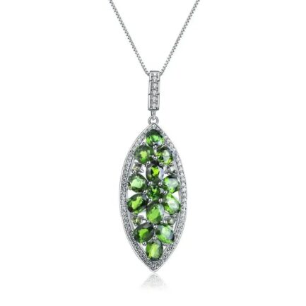 Vintage Chrome Diopside Oval Cut Pendant Necklace in Sterling Silver