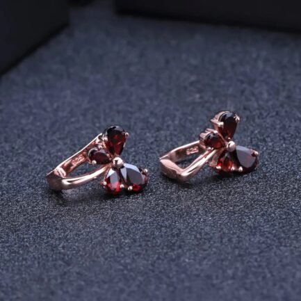 6mm Vintage Red Garnet Pear Cut Clip Earrings in Sterling Silver - Image 4