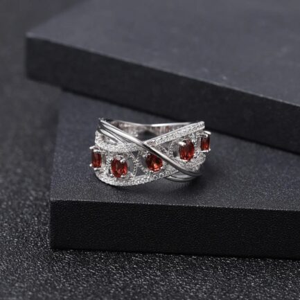 4mm Vintage Red Garnet Oval Cut Ring in Sterling Silver - Image 4