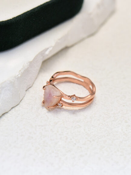 Vintage Moonstone Raw Crystal Ring in Sterling Silver - Image 2