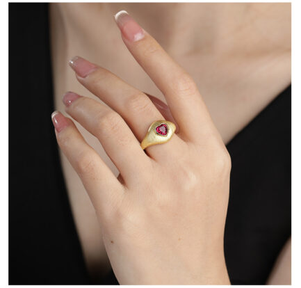 Vintage Lab Ruby Heart Cut Ring in 18K Gold - Image 2